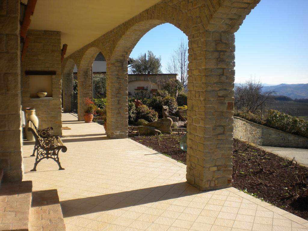 Azienda Agrituristica Alcastle Montabone Exterior foto